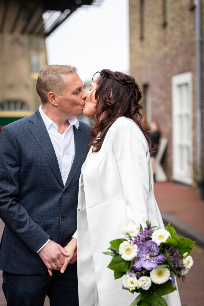 Trouwfotografie bij de molen van Hellevoetsluis