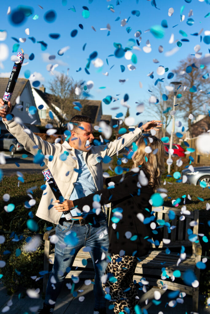 Genderreveal foto van een jongen